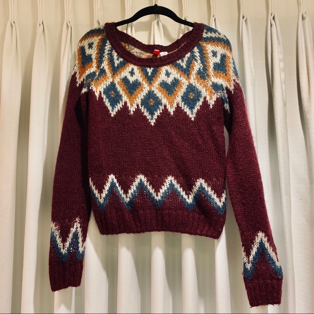h&m divided sweater